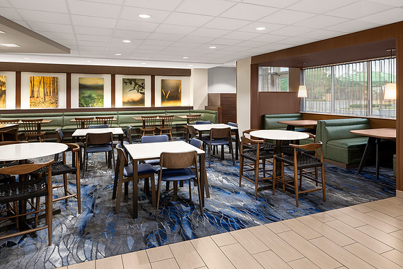 Fairfield Inn & Suites Orlando Kissimmee/Celebration - Dining Area