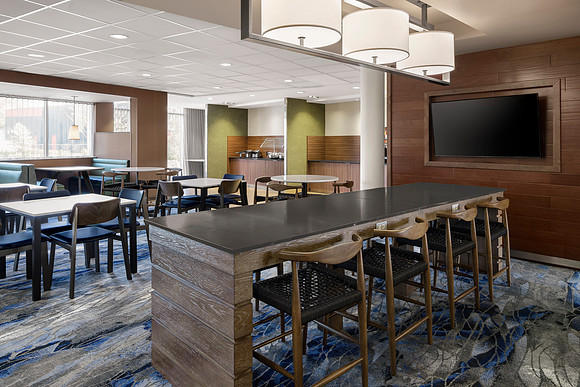 Fairfield Inn & Suites Orlando Kissimmee/Celebration - Communal Table