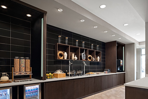 SpringHill Suites Breakfast Bar