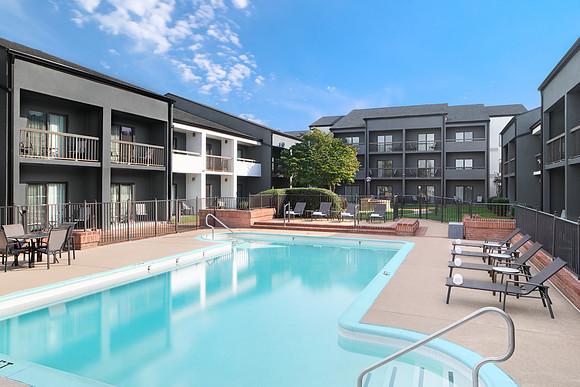 Courtyard by Marriott - Outdoor Pool