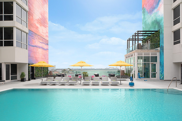 SpringHill Suites and Residence Inn Dual Property - Clearwater Beach, FL - Pool