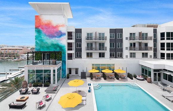 SpringHill Suites and Residence Inn Dual Property - Clearwater Beach, FL - Pool